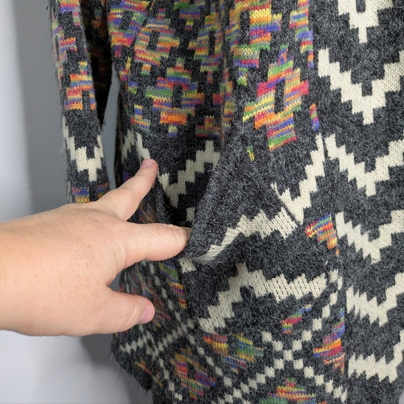 Kamana Black White Rainbow Colorful Chevron Open Cardigan Sweater XL - Picture 4 of 8
